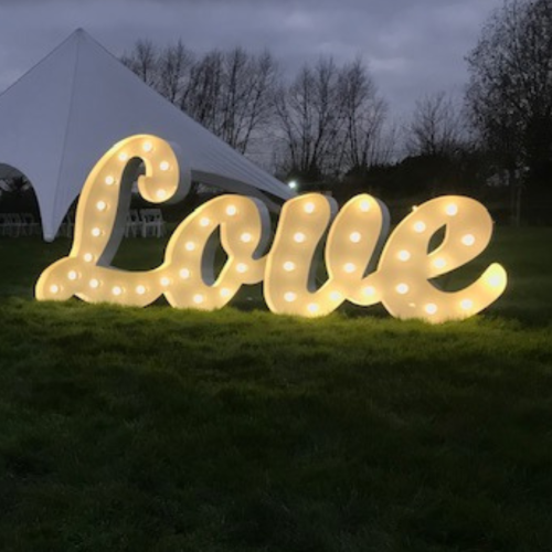 Lichtletters WIT - Love geschreven